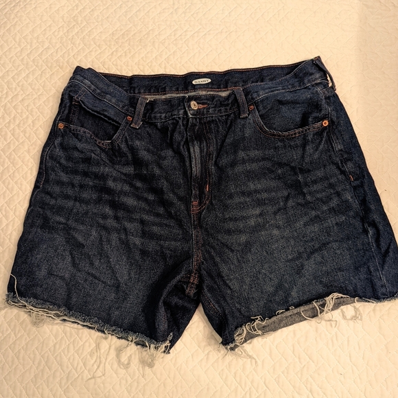 Old Navy Jean Shorts Size 16 - Picture 1 of 2